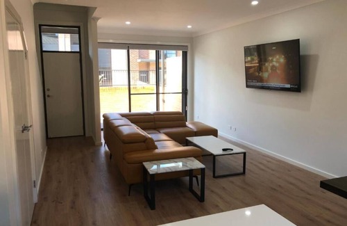 Waratah West Appartement | Two Bedroom Apartment