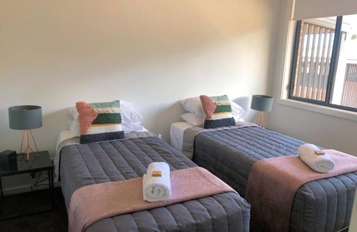 Waratah West Appartement | Two Bedroom Apartment