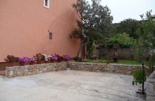 Veli Losinj Appartement | Appartement de deux chambres avec la terrasse Veli Losinj, Losinj (A-11495-a)