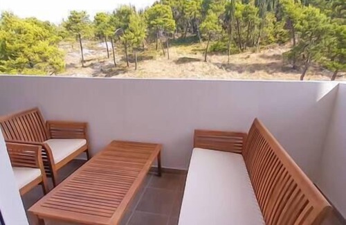 Podgorica Appartement | Two-Bedroom Apartment at Ljubovic Hill Park