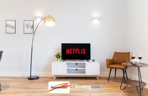 Wimbledon Appartement | Two Bedroom Apartment At Buonomo Stays Short Lets & Serviced Accommodation close to Wimbledon Tennis Courts