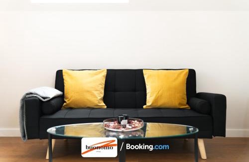 Leyton Appartement | Two Bedroom Apartment At Buonomo Stays Short Lets & Serviced Accommodation