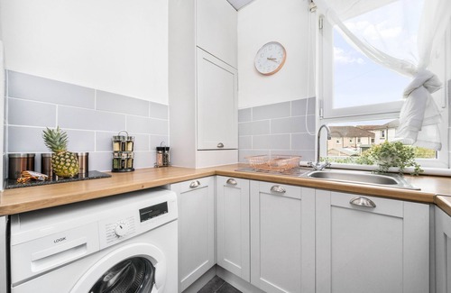 Motherwell Appartement | Two Bedroom Apartment by Klass Living Serviced Accommodation Motherwell - Anderson Apartment With WiFi &Parking