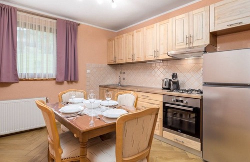 Vrbovsko Appartement | Two bedroom apartment with terrace Vrbovsko, Gorski kotar (A-20268-a)