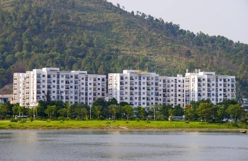 Ha Long Appartement | Appartement de deux chambres près de la mer au lever du soleil à Ha Long