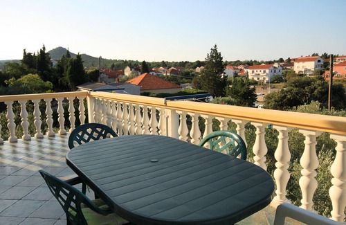 Ugljan Appartement | Appartement de deux chambres prés de la plage Ugljan (A-846-b)