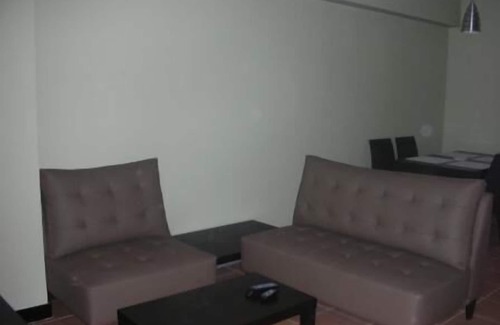 Pinagsama Appartement | 2 chambres à coucher près de Global City