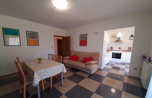 Kapelica Appartement | Appartement de deux chambres avec la terrasse Presika, Labin (A-7390-b)