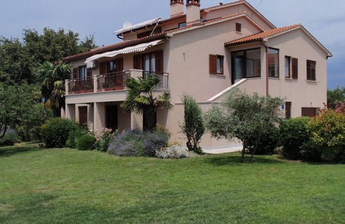 Kapelica Appartement | Appartement de deux chambres avec la terrasse Presika, Labin (A-7390-b)