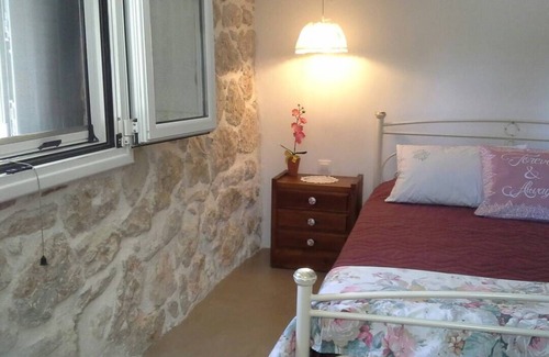 Kato Diminio Maison | Maison en pierre confortable de deux chambres