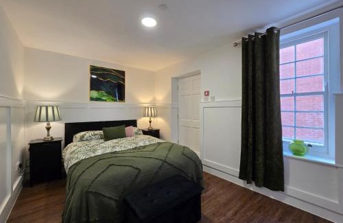Butetown Appartement | Two bedroom flat in Cardiff Bay with roof terrace