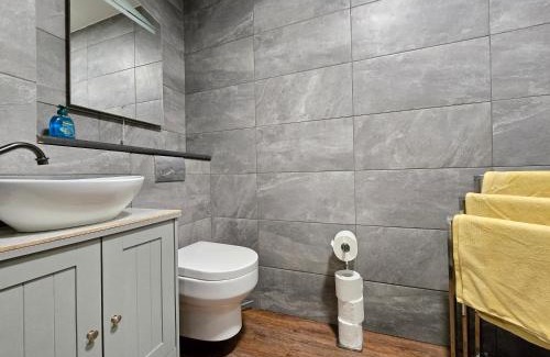 Butetown Appartement | Two bedroom flat in Cardiff Bay with roof terrace