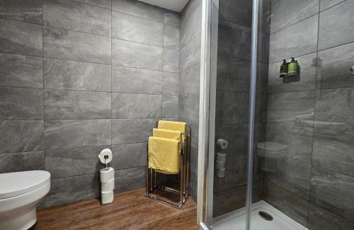 Butetown Appartement | Two bedroom flat in Cardiff Bay with roof terrace