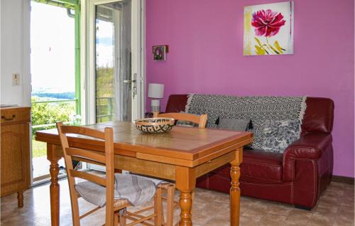 Saint-Bressou Maison | Two-Bedroom Holiday Home In St Bressou