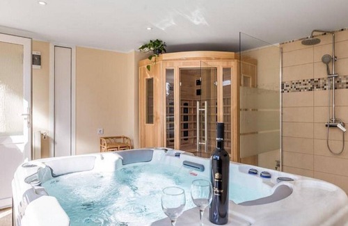 Klana Appartement | Two Bedroom House with Terrace
