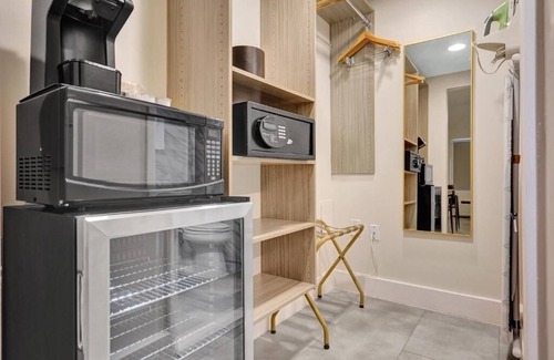 Galt Mile Hôtel | Two Bedroom in The Garden Hotel | 8-Min Walk to Lauderdale-by-the-Sea Beach