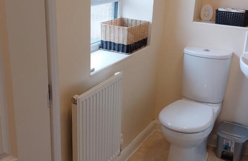 Smethwick Appartement | Two Bedroom Semi-detached Modern House in Birmingham