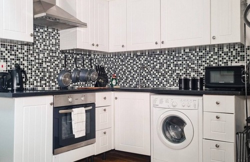 Mildmay Appartement | Two Bedroom Spiral Staircase