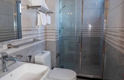 Lideta Appartement | Two Bedrooms Apartment - Located 5 minutes away from the Airport.