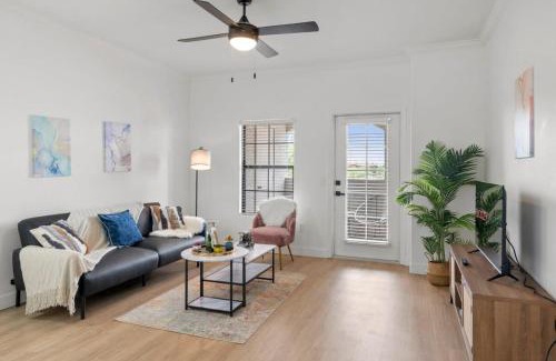 Chandler Appartement | TWO Bright CozySuites Apartment Downtown Chandler 06 & 07