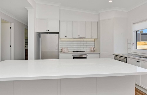 North Rothbury Maison | Two for Joy Estate. Sleeping 12, 2 Cottages