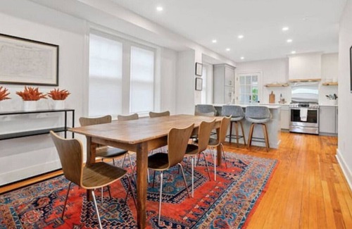 Ardmore Maison | Two Homes in Ardmore | Sleeps 14