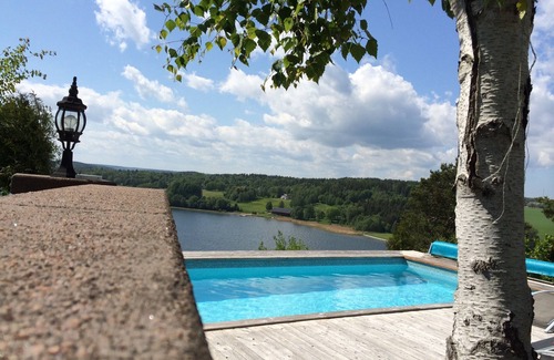 Grodinge Maison | Two House - Avec piscine et fantastique vue sur la mer
