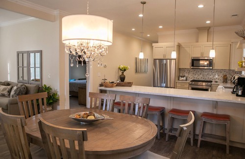 Sonoma Cottage | Idéal pour deux couples Wine Country Retreat!