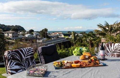 Mangonui Maison | Two Palms - Waihi Beach Holiday Apartment
