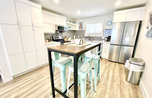 Meaford Appartement | Two Private Pet Friendly Suites at Hills Meaford