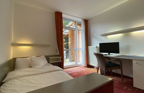 Muehlhausen im Taele Appartement | Two-room apartment (3) with 35 sqm - on the A8 between Stuttgart and Ulm