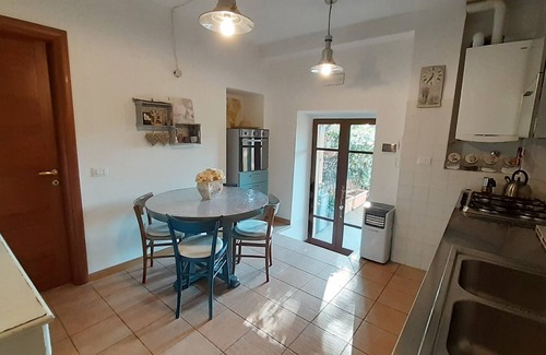 Perugia Appartement | Two-room apartment in Vestricciano Genna with private garden