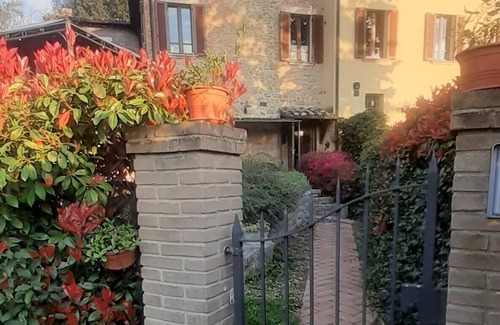 Perugia Appartement | Two-room apartment in Vestricciano Genna with private garden