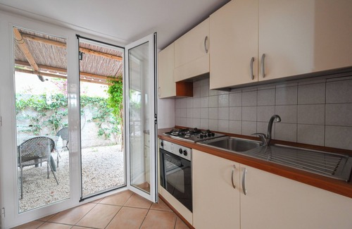 Succhivo Appartement | Appartement dans une villa avec piscine, parking et salle de gym jusqu'à 12 lits