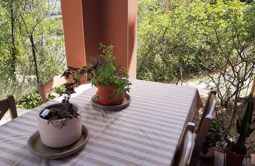 Nyons Maison | Maison à étage avec terrasse et piscine commune