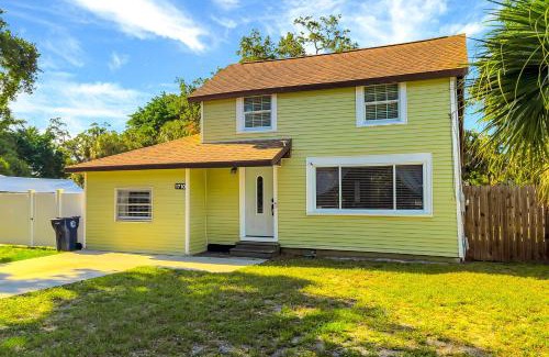 Palmetto Maison | Two-Story Beach Cottage