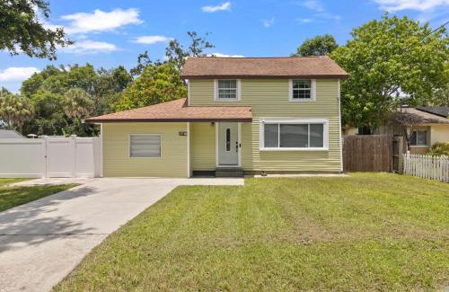 Palmetto Maison | Two-Story Beach Cottage