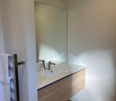 Christchurch City Centre Appartement | Two Units - 4 Bedrooms - 4 Bathrooms