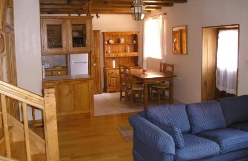 Langoelan Maison | Ty Job