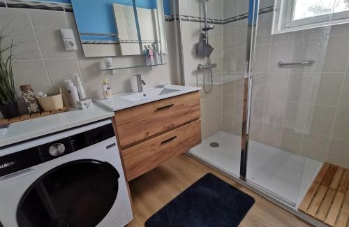Concarneau Appartement | Ty Mam Goz - Plages à 5 min - wifi - jardin