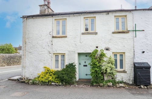 Burton Cottage | TYEE COTTAGE, country holiday cottage in Burton-In-Kendal
