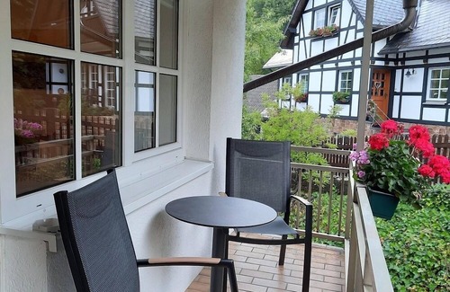 Medebach Appartement | Typ B Doppelzimmer mit Balkon