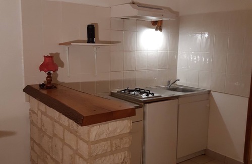 Comps Appartement | Appartement Type F2 au calme en campagne