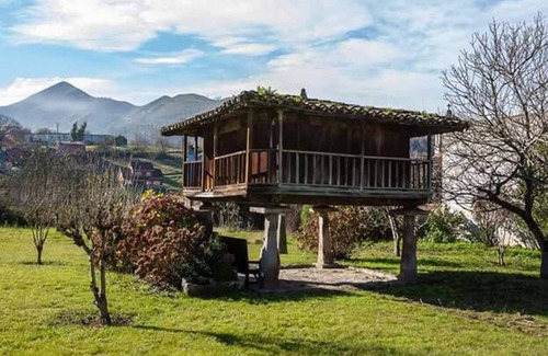 Cangas de Onis Maison | Typical Asturian house in full nature, but 5 min walk to the center of Cangas