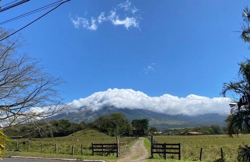 Mogote de Bagaces Maison | Typical Costa Rican Large & Rustic Home