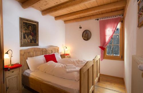 Bellamonte Maison | Typical Cottage in Bellamonte Italy with bubble bath