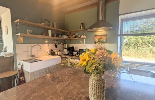 Thenay Cottage | Maison typique en Berry avec jardin privatif, BBQ et parking