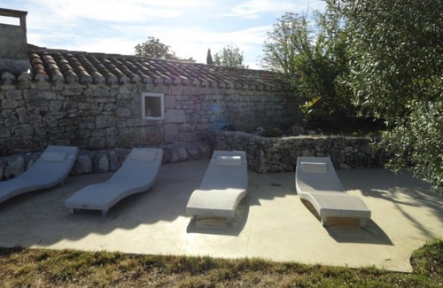 Cieurac Maison | Maison typique ,spacieuse,Piscine privée,grand jardin.