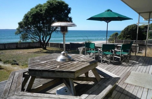 Papamoa Beach Maison | Kiwi Bach typique sur la plage