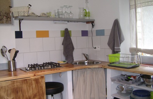 Apt Cottage | GITE TYPIQUE PROVENCAL POUR 2 PERSONNES AVEC JARDIN ET PISCINE